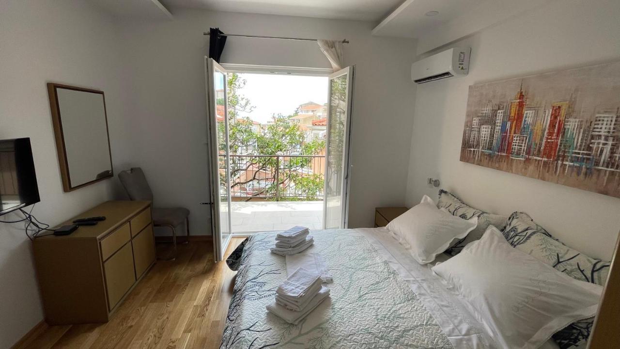 Luxury Apartman Bili Podgora Esterno foto